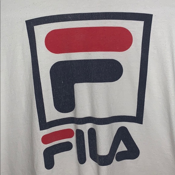 Medium Fila t-shirt - Picture 2 of 3
